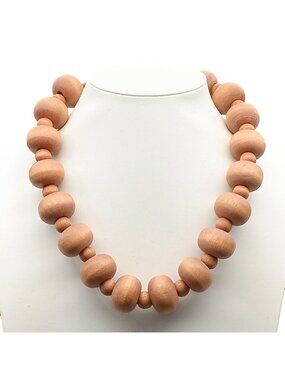 Vintage Wooden Bead Necklace With Graduated Design & Lobster Clasp Natural Finis